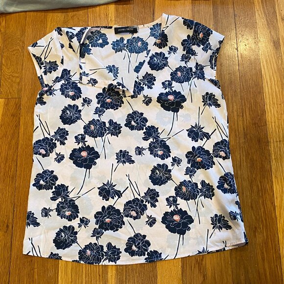 Ladies Top/Tees/Blouse/Hoodie Lot of 6 Pink VS, Michael Kors, Free People Size M - Picture 5 of 7